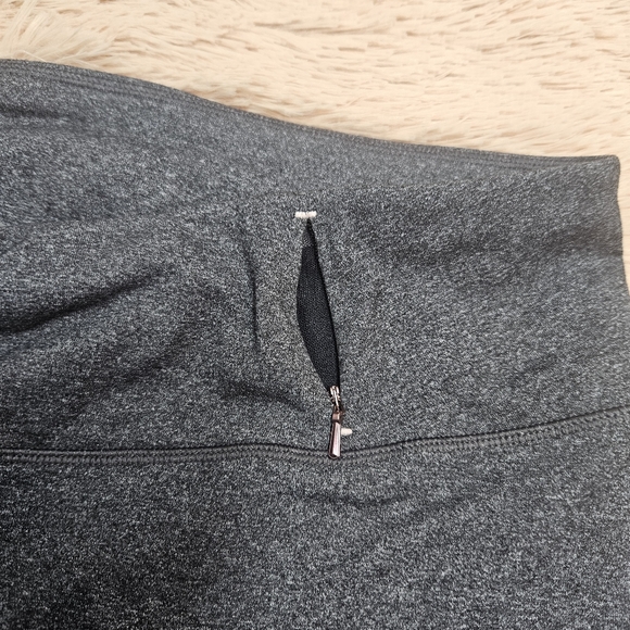 CALIA by Carrie Underwood Essential Heather Gray Leggings Size XXL knee Length - Picture 7 of 9